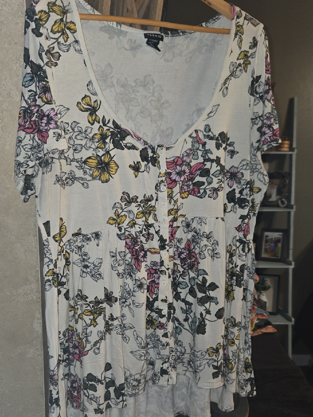 torrid White Floral Button-Front Babydoll Top - Pink, Yellow & Black Floral